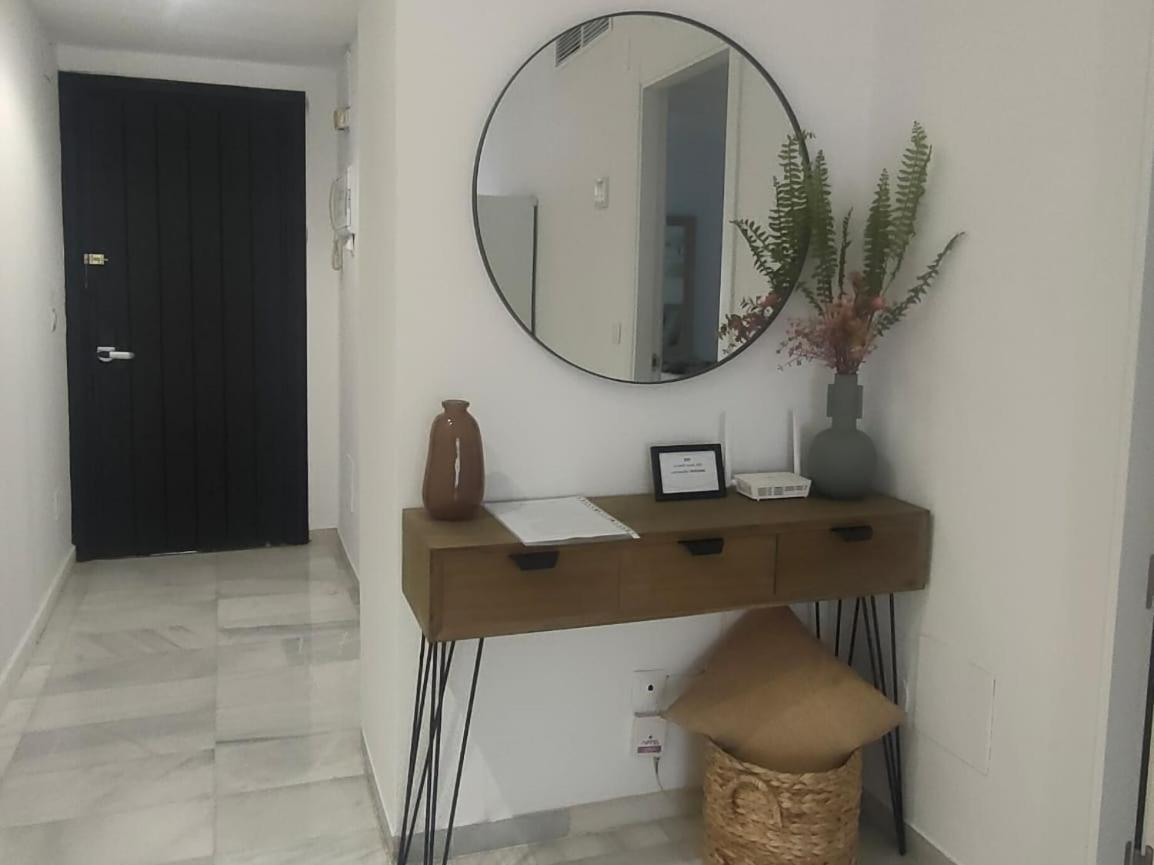 Apartment Oasis With 2 Bedrooms In Jardines Del Puerto Marbella